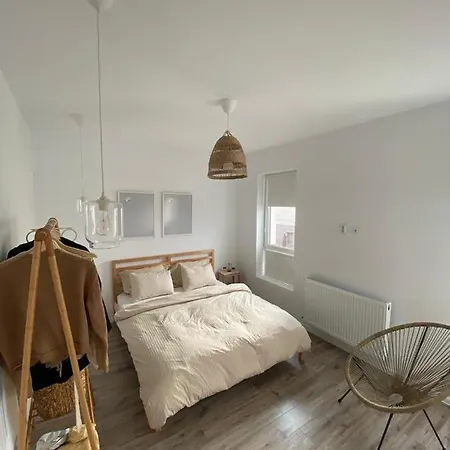 Cozy Place To Remember - With Fireplace & Netflix * Braşov