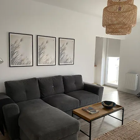 Cozy Place To Remember - With Fireplace & Netflix Apartment Brasov